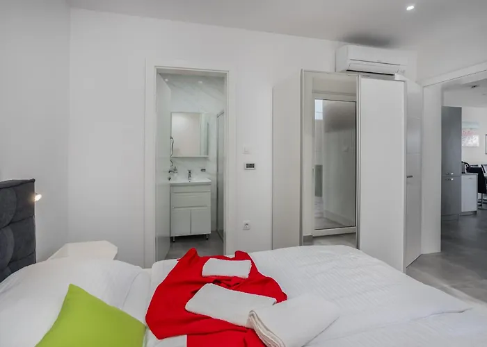 Ewa & Tomi Villa Dramalj