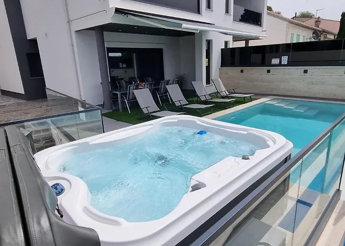 Ewa & Tomi Вилла *